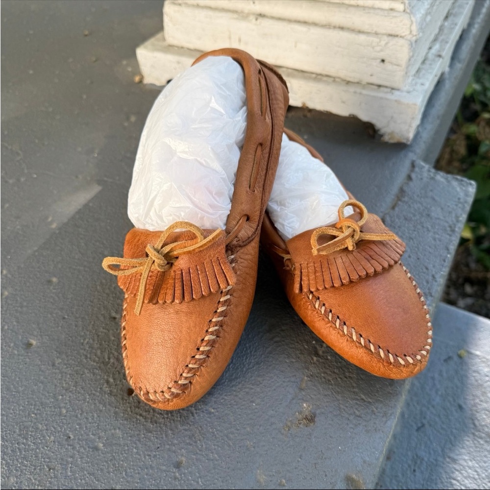 Minnetonka Women’s Deerskin Driving Moccasin in Genuine Deerskin Leather Sz 5 - Picture 10 of 10